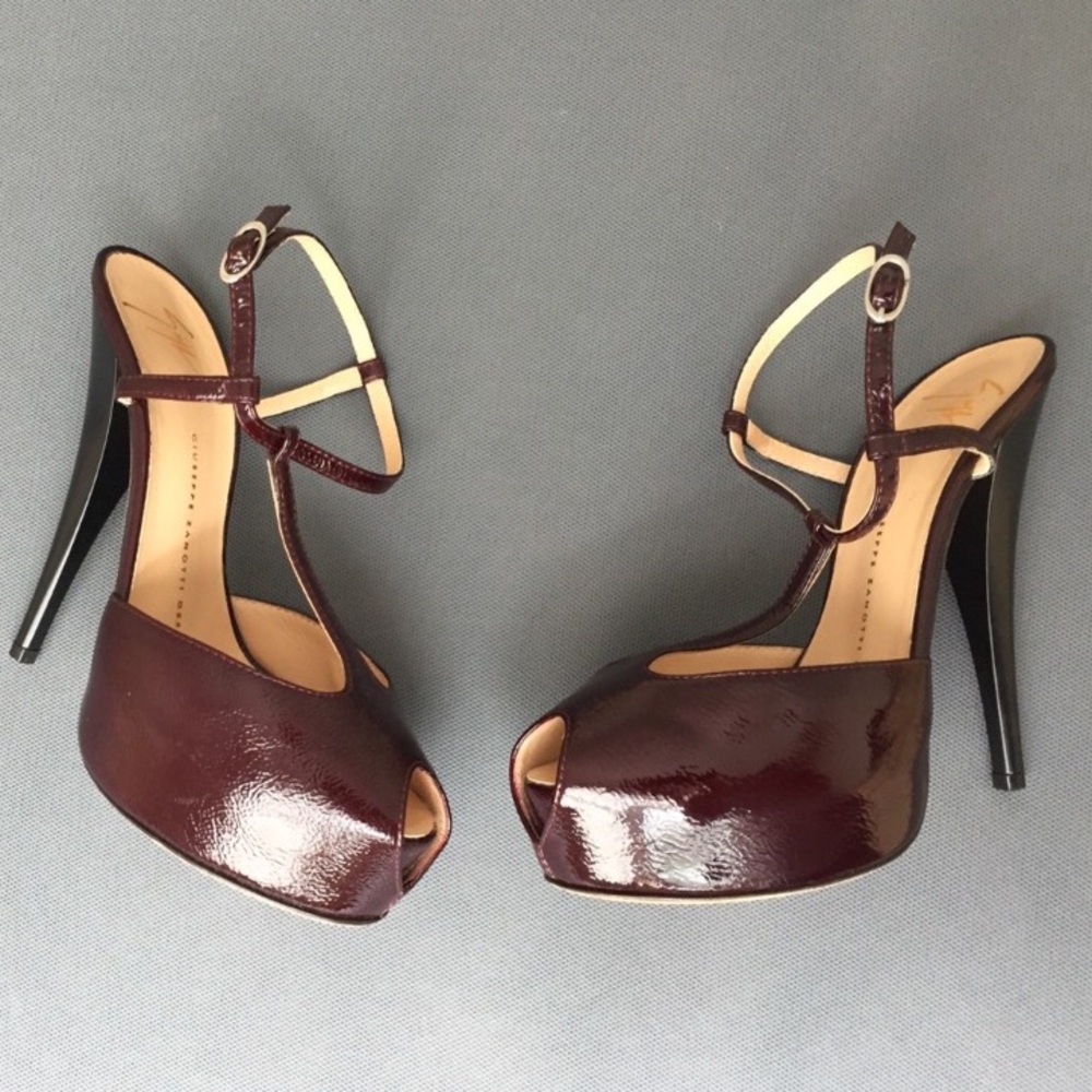 Giuseppe Zanotti T-Strap Platform Pumps